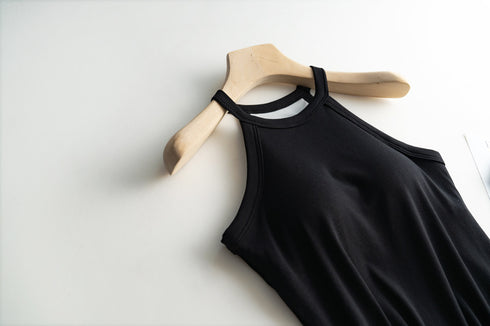 Slim Halter Neck Off-Shoulder Camisole Tops for Women - Stylish Solid Tank Tees with Chest Pad for Comfortable Summer Wear